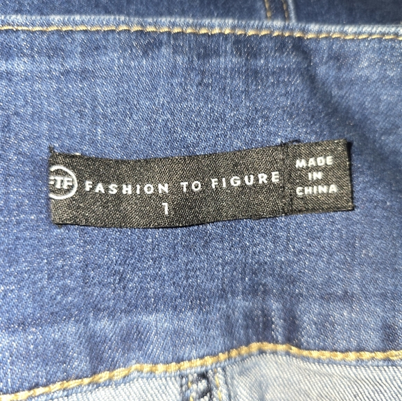 Fashion to Figure Denim Paper Bag Skirt size 1X GENEROUS STRETCH - Picture 5 of 7